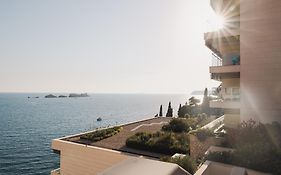 Hotel More
